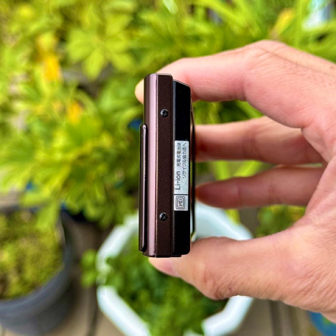 ☆動作OK SONY デジカメ DSC-T900 メモリースティック&電池付き