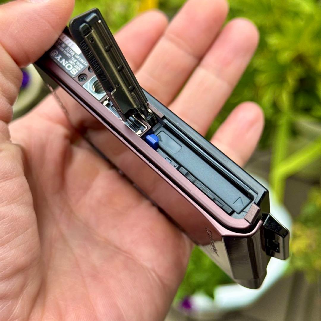 ☆動作OK SONY デジカメ DSC-T900 メモリースティック&電池付き