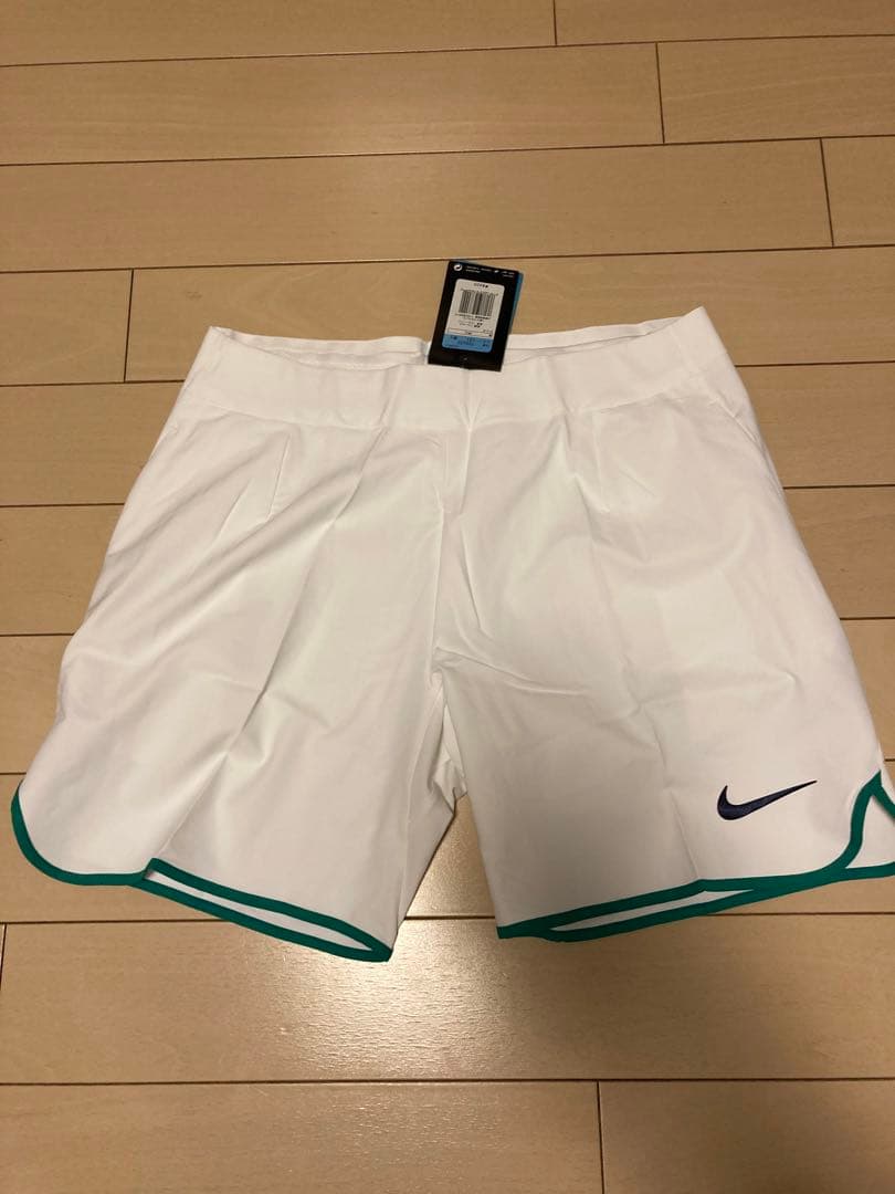 フェデラー　テニスウェア上下セット