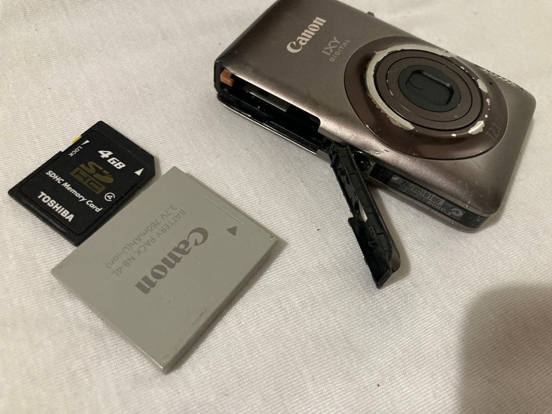 Canon IXY digital 220 IS PC1430 キャノンイクシー