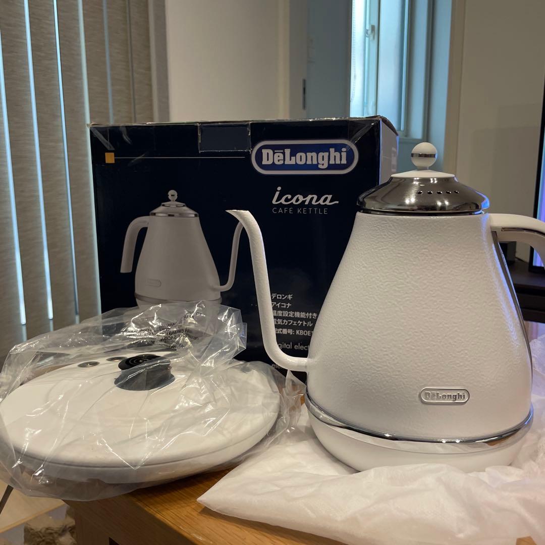 DeLonghi 電気ケトル KBOE1230J-W ポット　ホワイト　未使用品