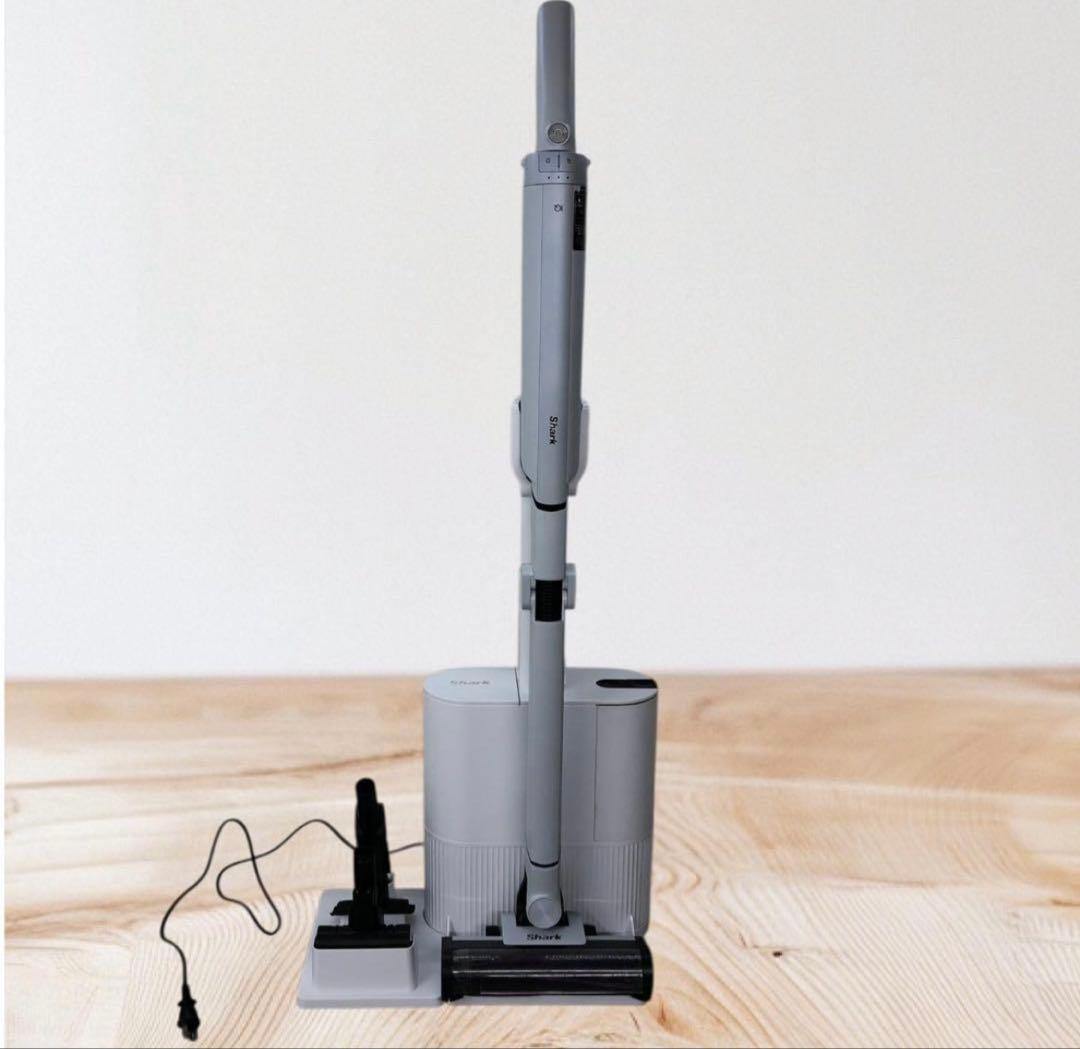 Shark コードレス掃除機 LC351JWH スペアバッテリー付き・中古