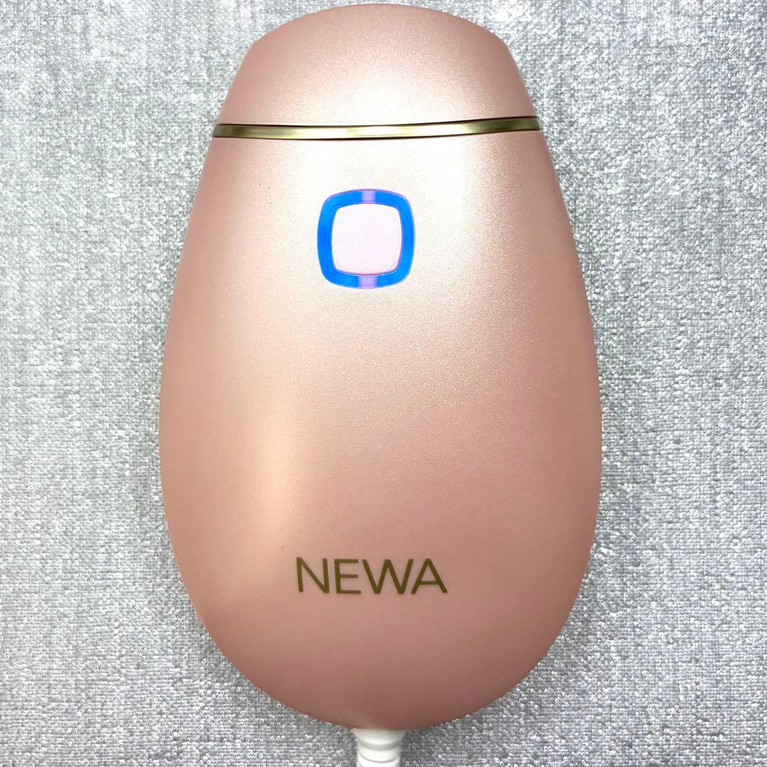 NEWAリフト★ニューワリフト★美顔器★箱、説明書、ポーチ付き