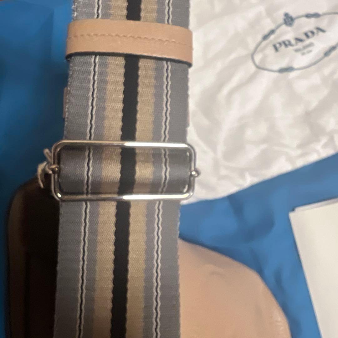 PRADAレザーショルダーバックプラダ美品SALE