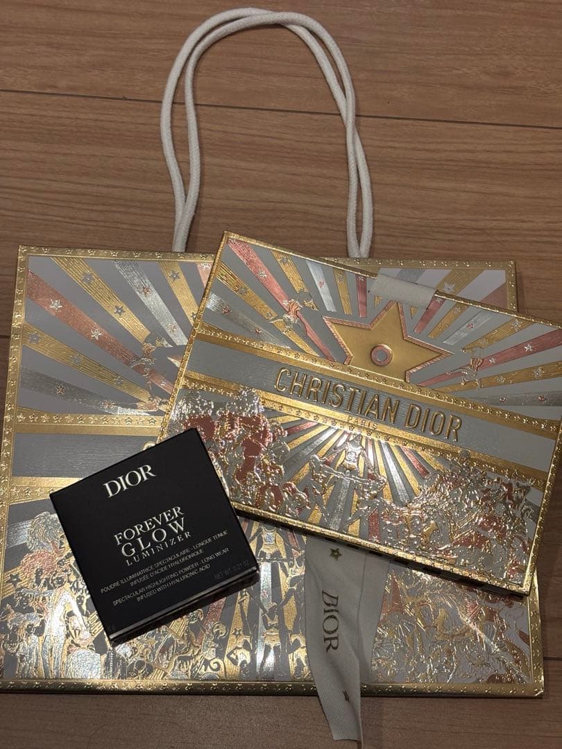 ［限定品］ディオールスキン フォーエヴァー グロウ ルミナイザー