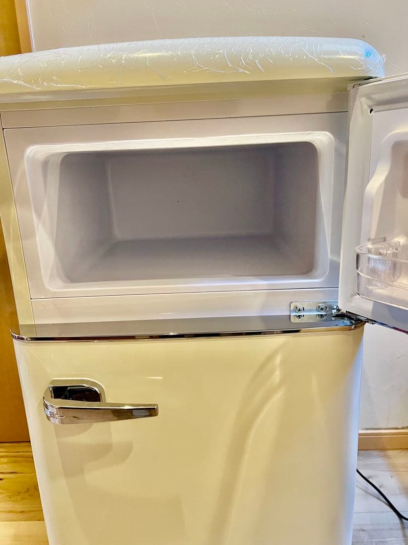 レトロな小型冷蔵庫 81L アイリスオーヤマ