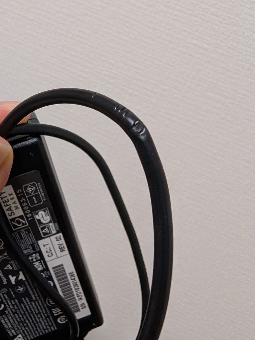 液タブ・ペンタブ Wacom cintiq22 FHD(DTK-2260)