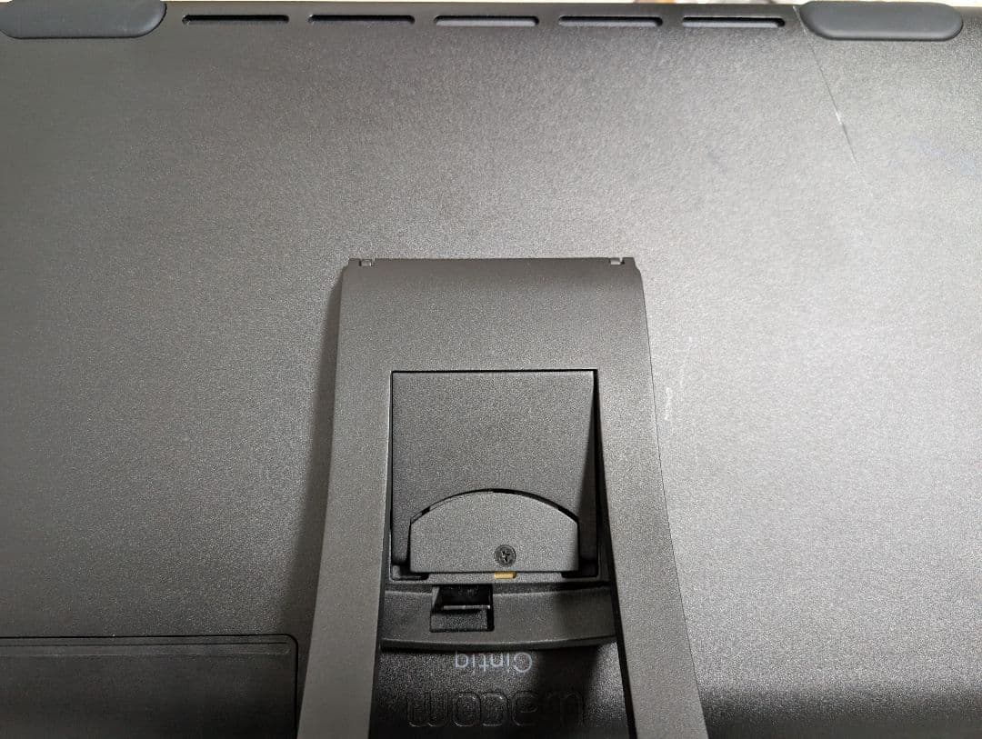 液タブ・ペンタブ Wacom cintiq22 FHD(DTK-2260)