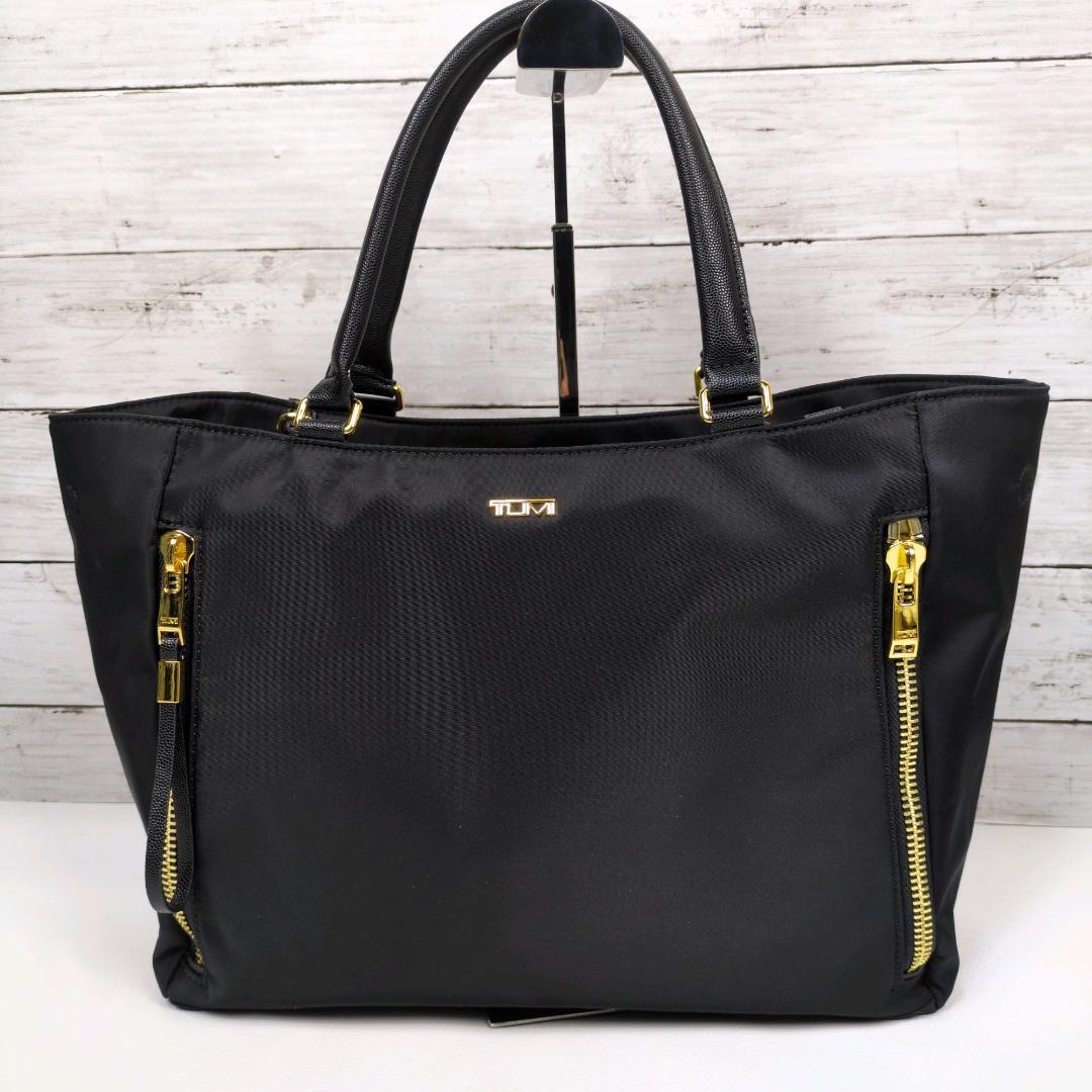 hitomi TUMI ヴァレッタ トートバッグ ビジネスバッグ 自立