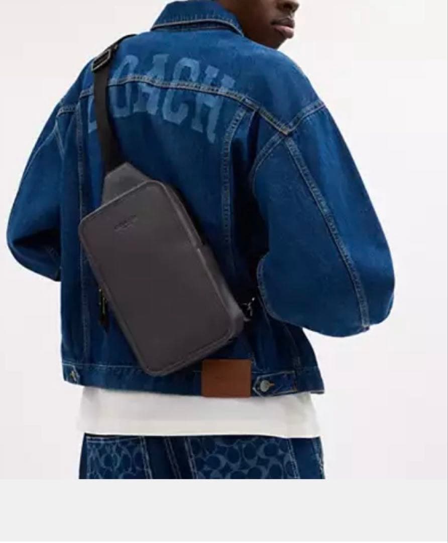 COACH. バック　サリバン パック