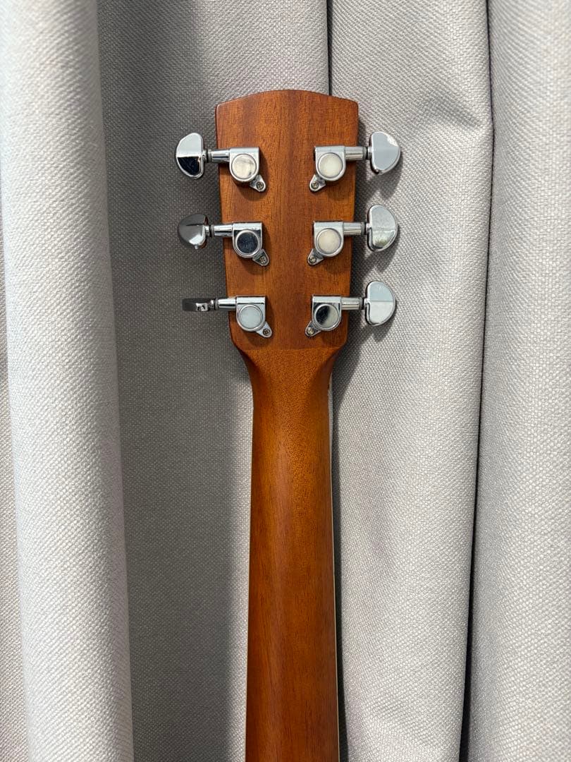 アコースティックギター　ファルコン　グリーン