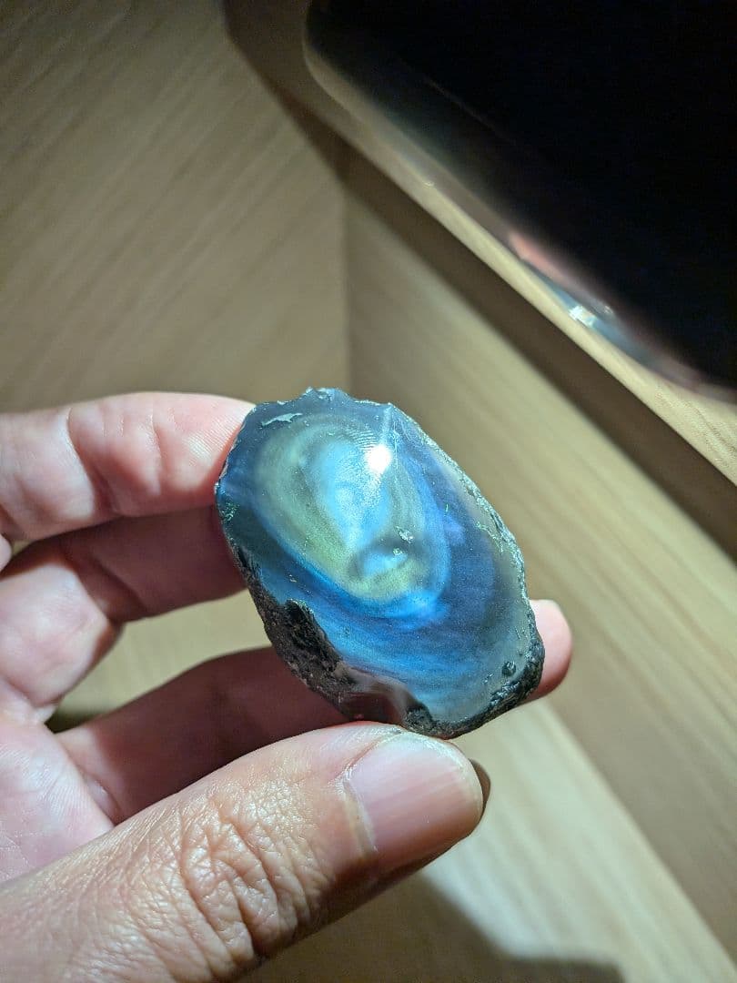 研磨品　十勝石玲瓏　ブルーレインボー特級品