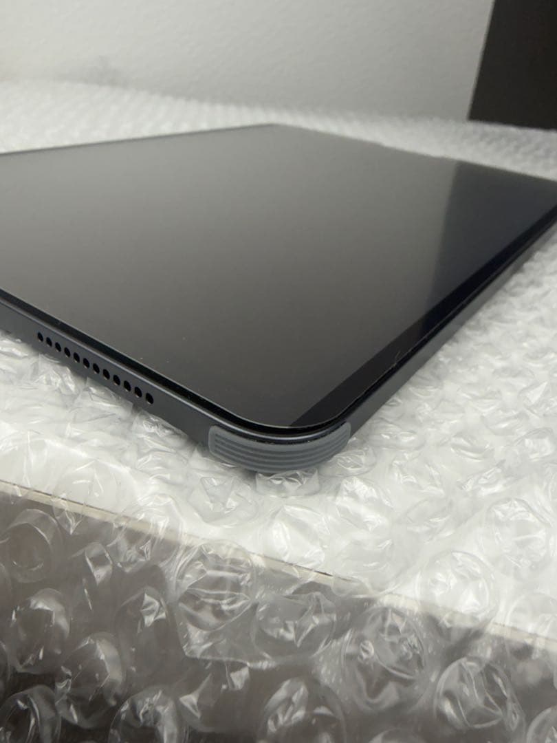 Apple iPad Air 第五世代 256gb MM9L3J/A