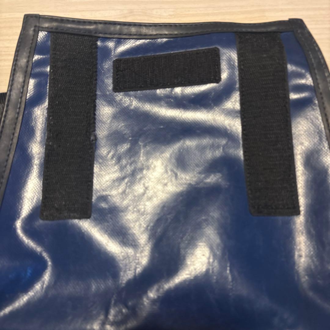 FREITAG メッセンジャーバッグ ネイビー