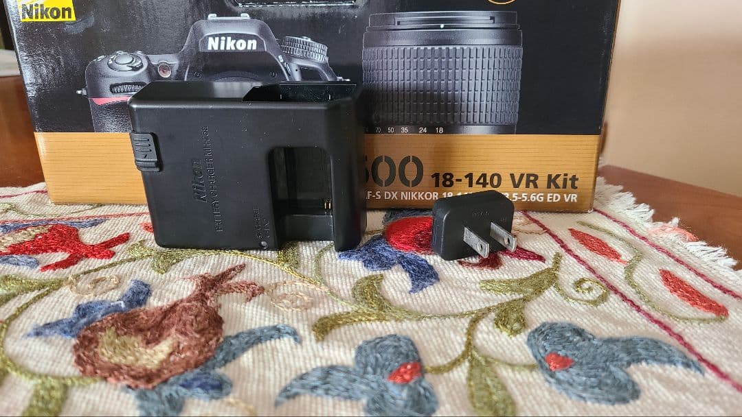 Nikon d7500 18-140 シャッター1053回