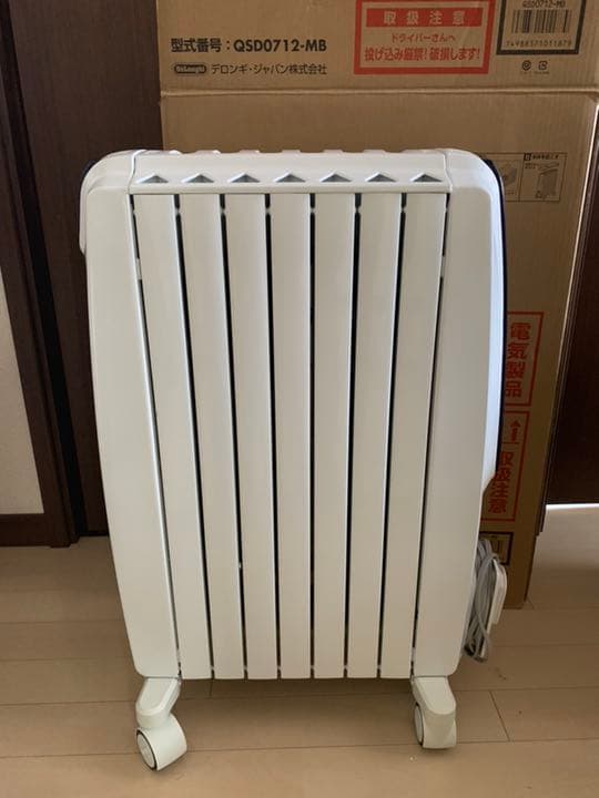 オススメ商品！デロンギ オイルヒーター　綺麗