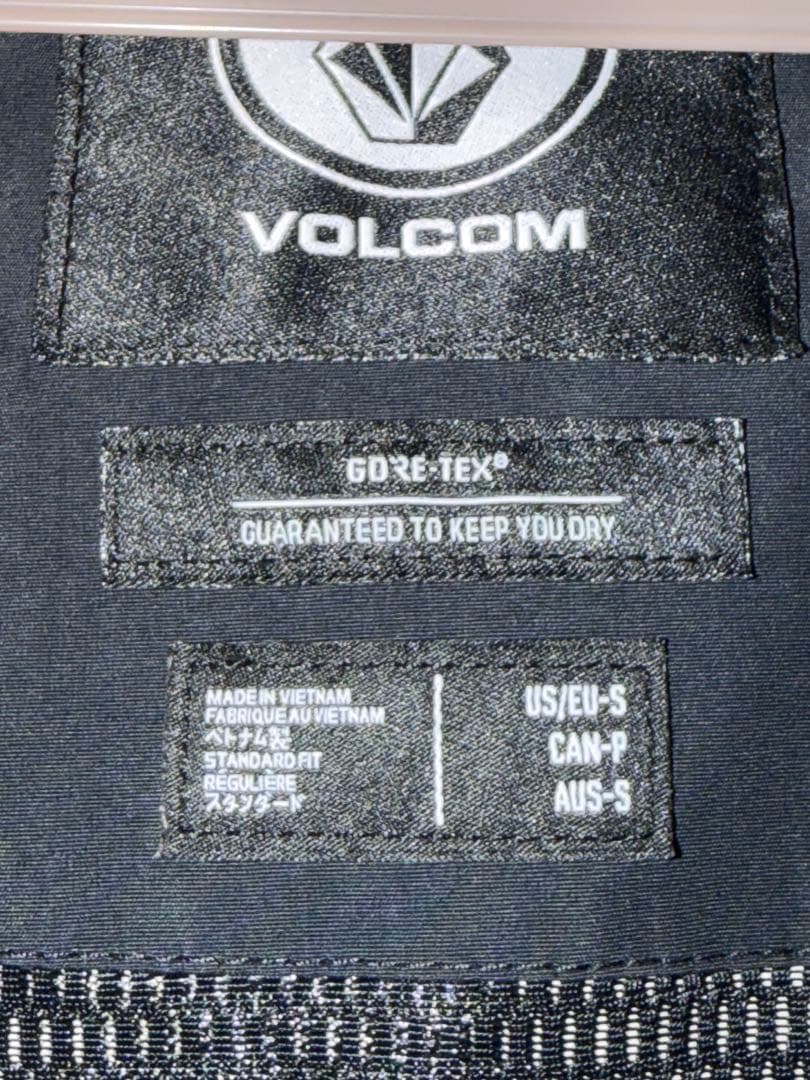 極美品　VOLCOM ボルコム GORE-TEX スノーボードジャケット　S