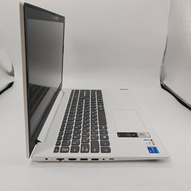 第11世代i7 20GB バッテリ◎ フルHD 15 SSD512GB オフィス