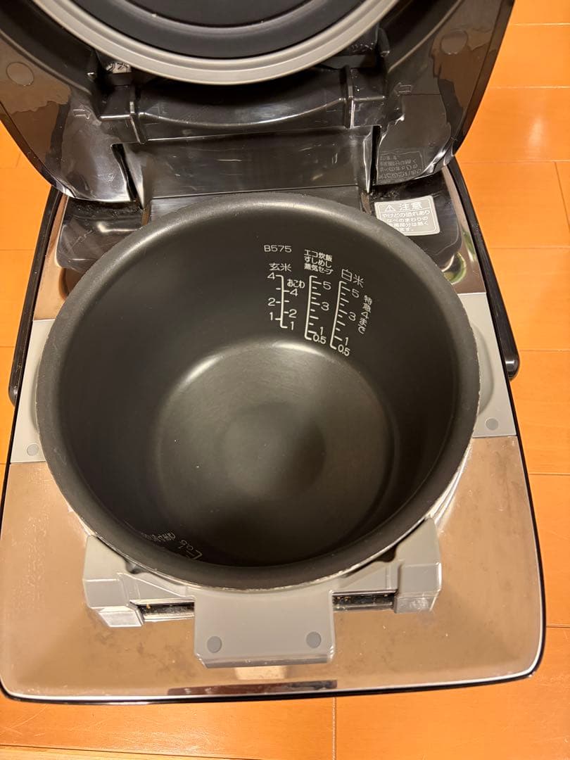 象印 炊飯器 NW-LA10 黒