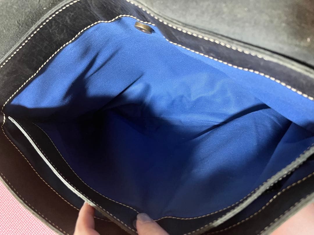 パーリィー　ポストマンバッグ　牛革