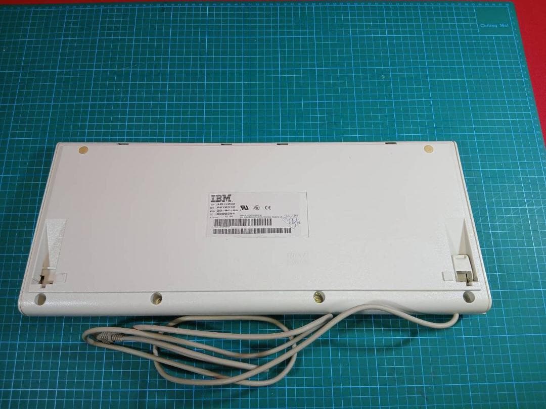 ゑ*様 IBM ホワイトキーボード 取扱説明書付き