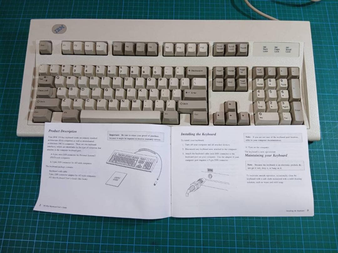 ゑ*様 IBM ホワイトキーボード 取扱説明書付き