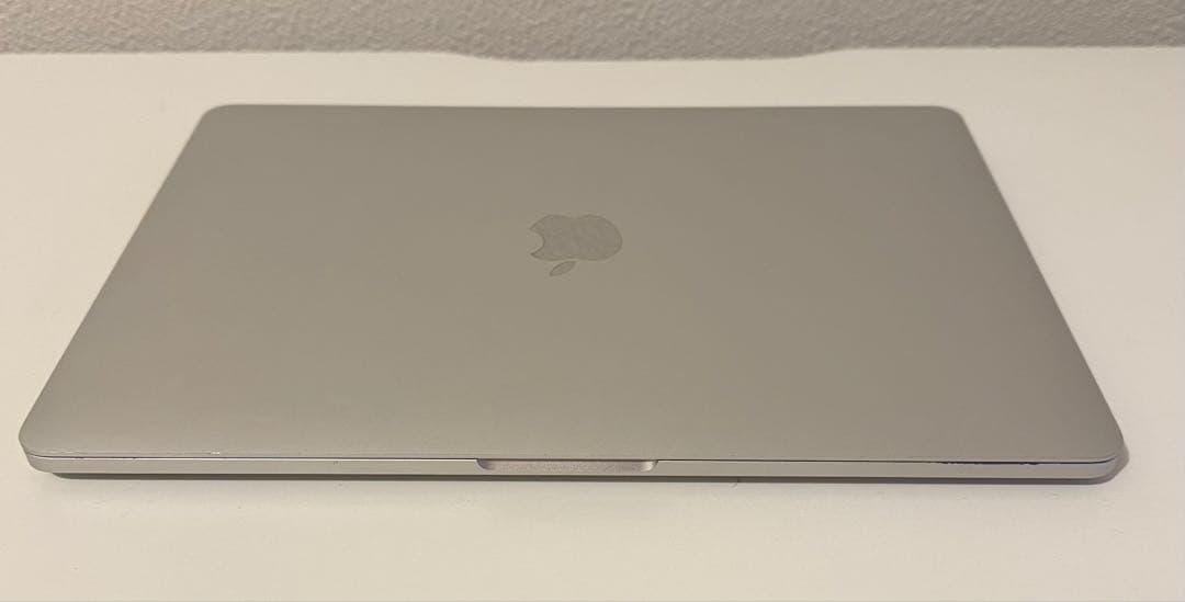 Macbook Pro 2020 13インチ M1 Windows 11 Pro