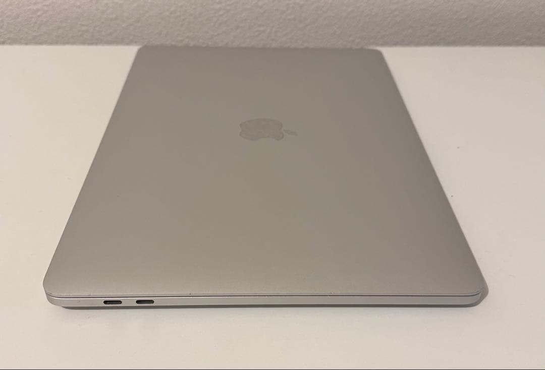 Macbook Pro 2020 13インチ M1 Windows 11 Pro