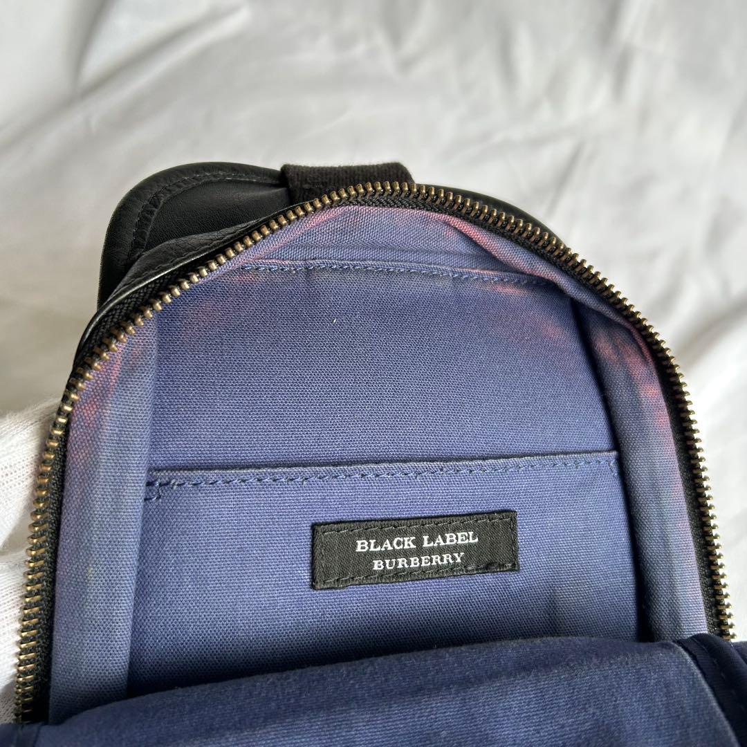 【希少】BURBERRY ブラックレーベル　ブラック　レザー　ボディバッグ 黒