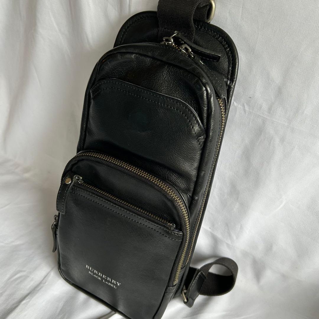 【希少】BURBERRY ブラックレーベル　ブラック　レザー　ボディバッグ 黒