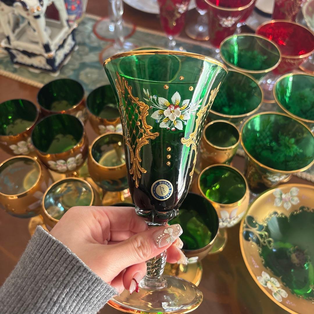 緑と金色の花柄ガラスグラスセット