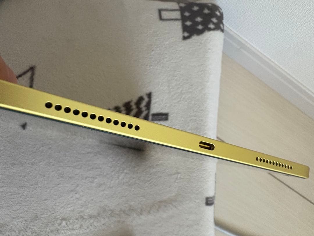 Apple iPad ゴールド-10代