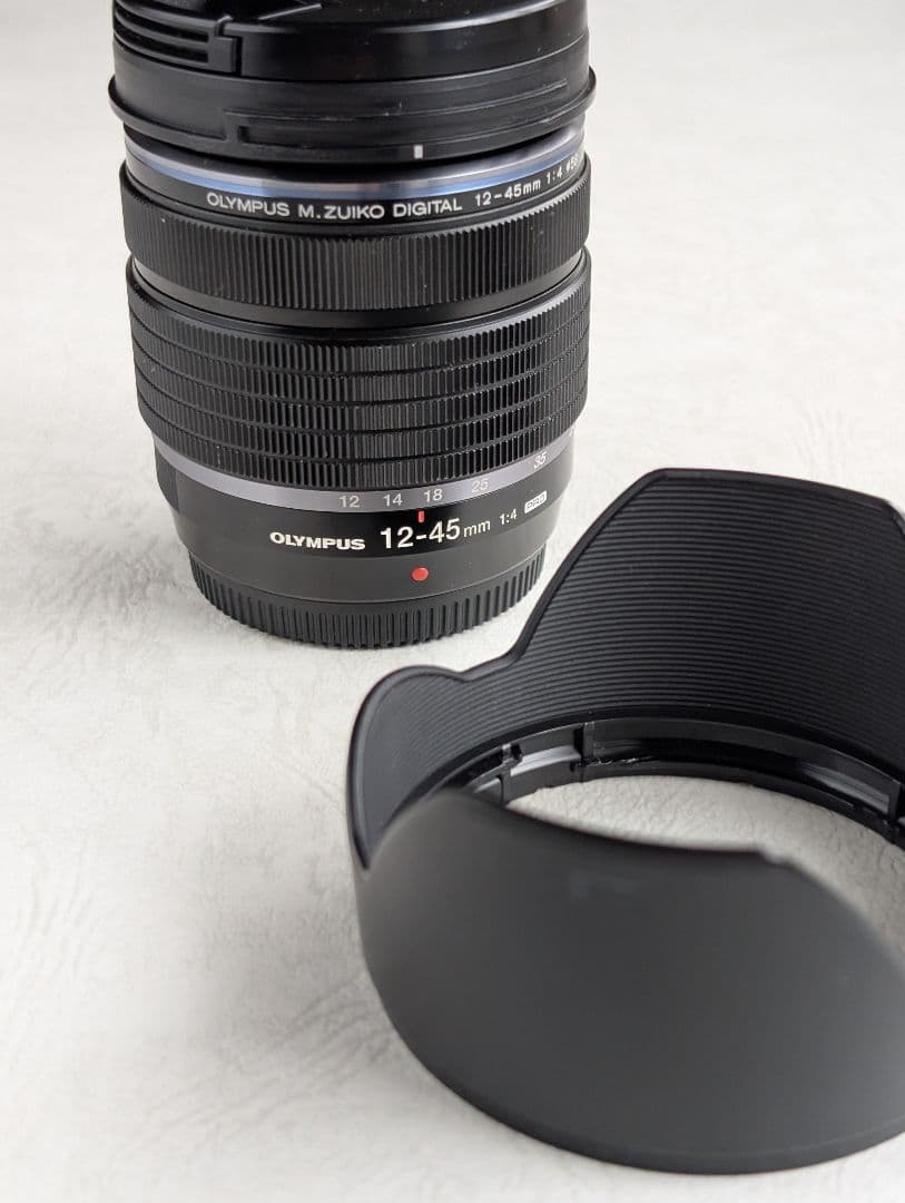 オリンパス 12-45mm F4.0 PROレンズ omds