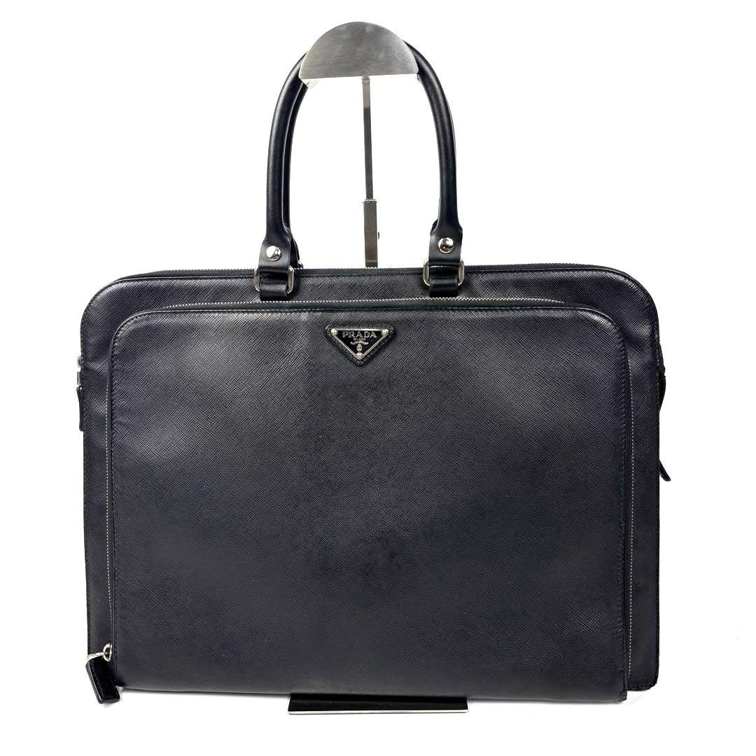 PRADA カバン ビジネスバッグ ブリーフケース 黒　サフィアーノ　鑑定済