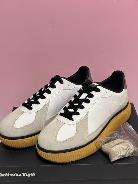 Onitsuka Tiger スニーカー DELECITY 27.5cm 新品