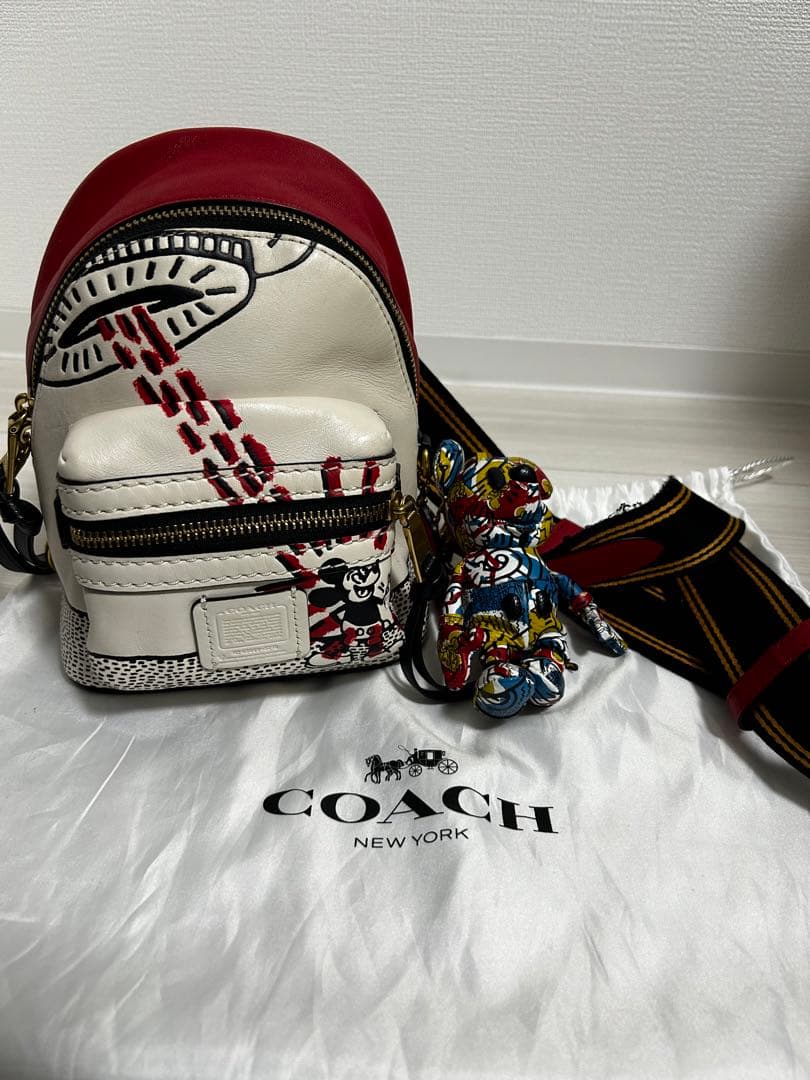 COACH ボディバッグ　ミッキー　キースヘリング　コラボ　キーホルダー付き