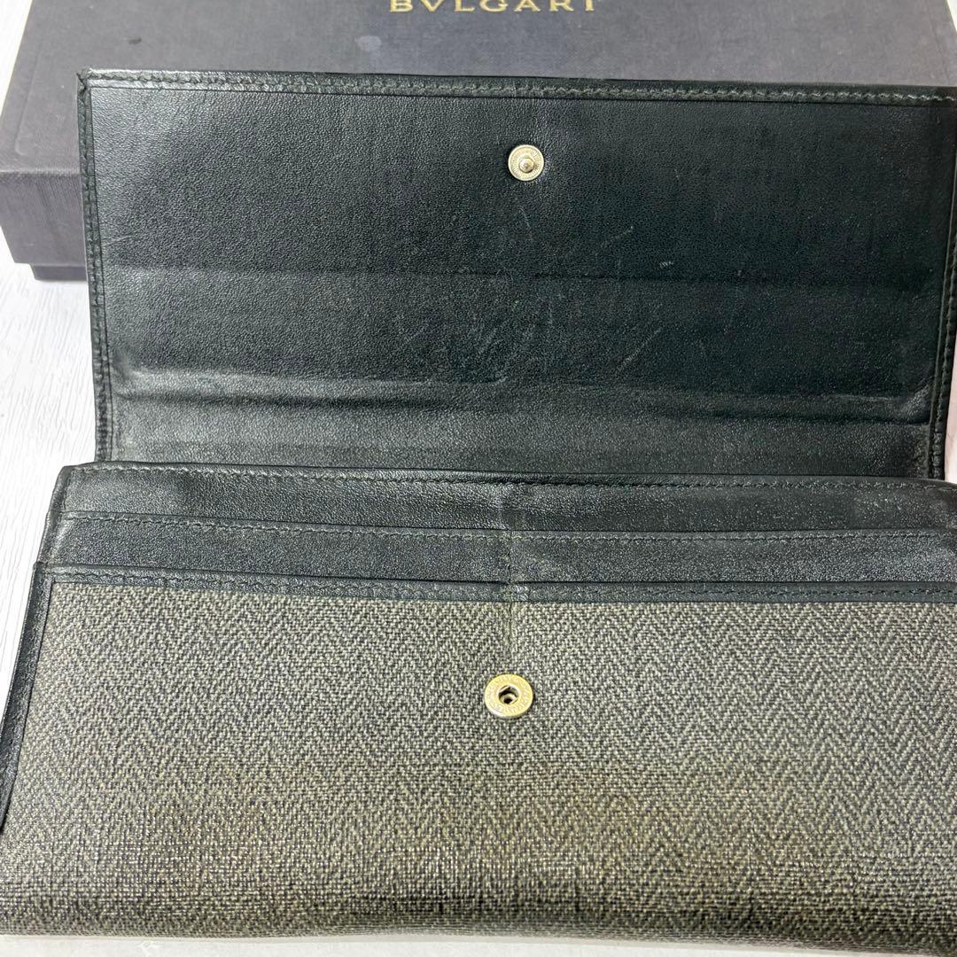 新品同様‼️ ブルガリ　BVLGARI 財布　二つ折り　長財布　ウィークエンド