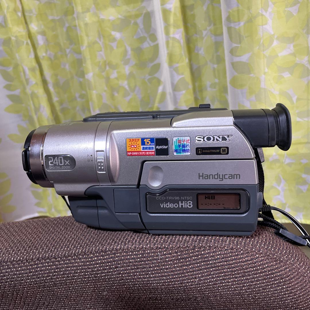 8ミリビデオカメラ