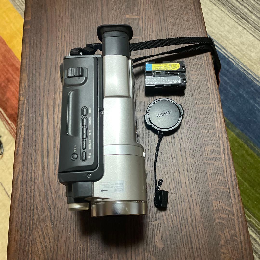 8ミリビデオカメラ