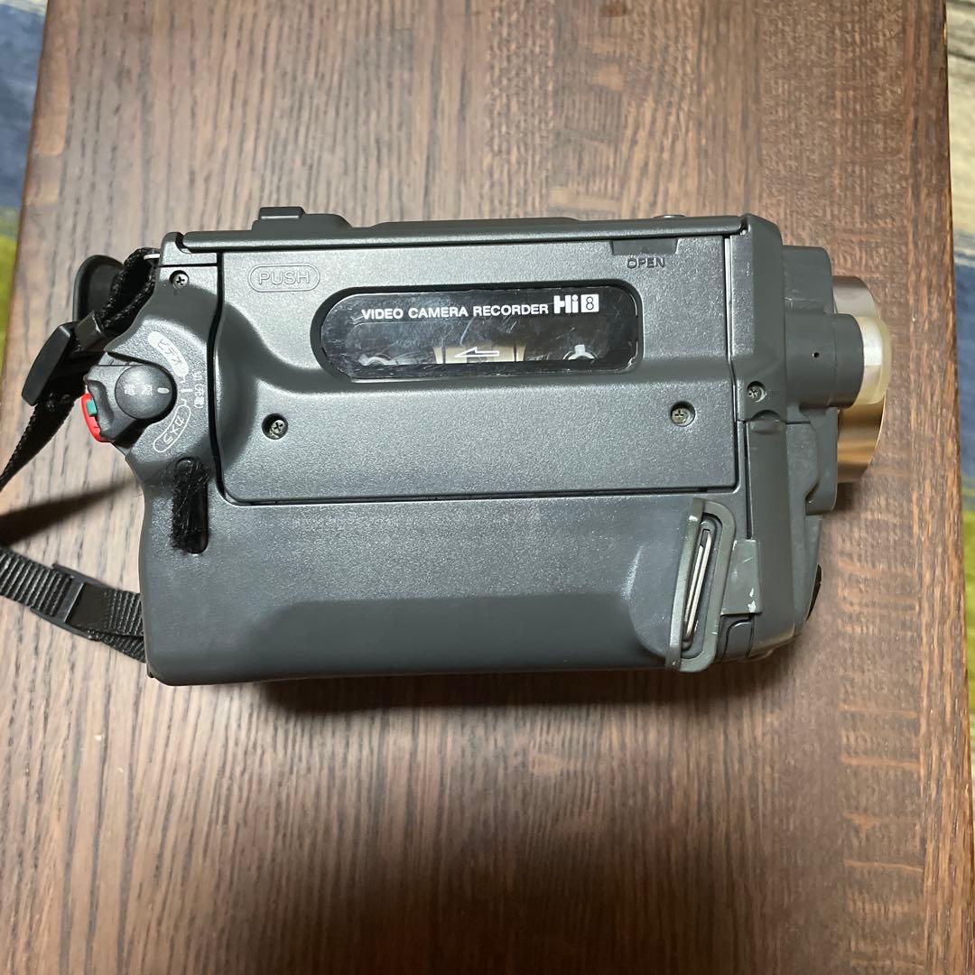 8ミリビデオカメラ