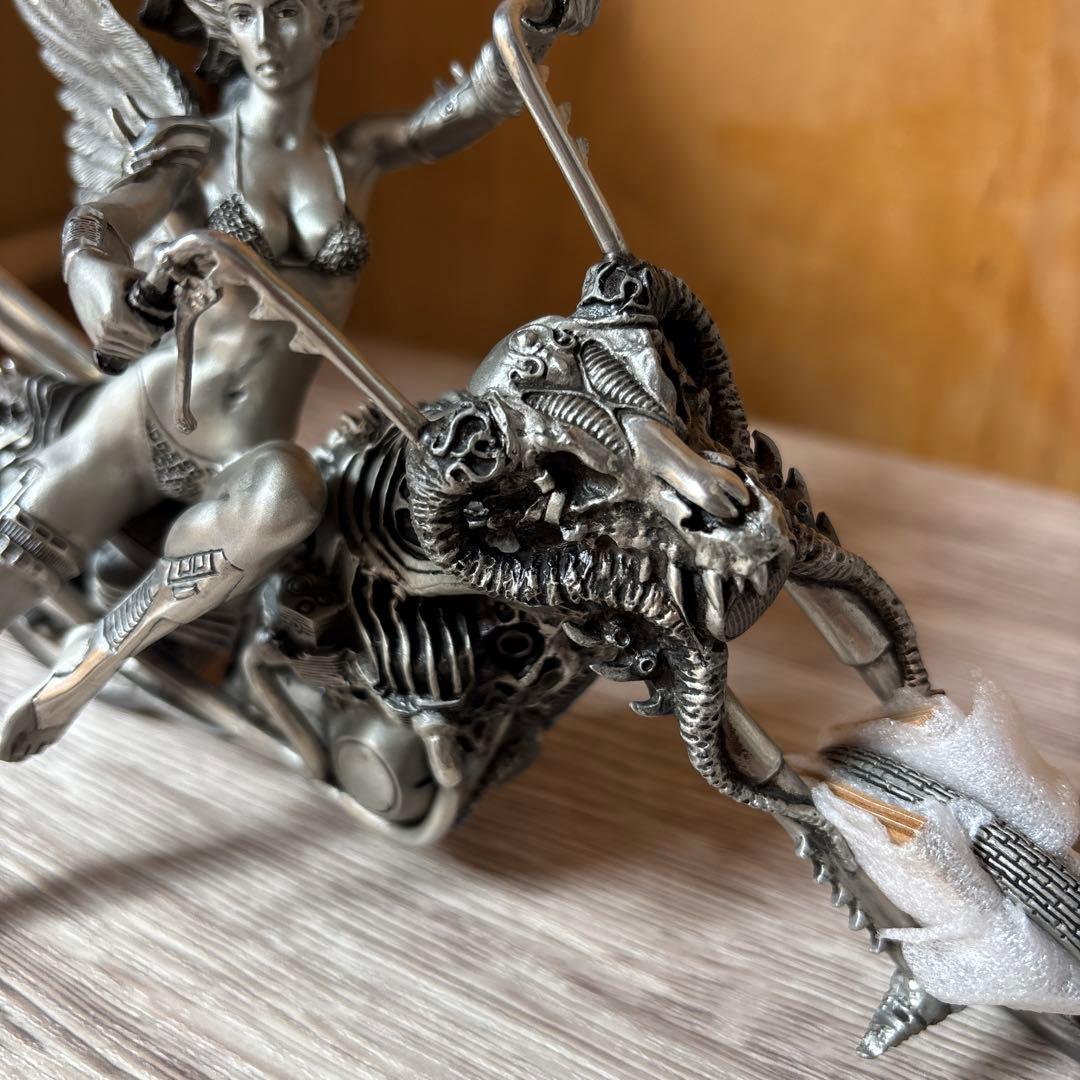 金属製　バイク　天使　フィギュア　模型　ピューター