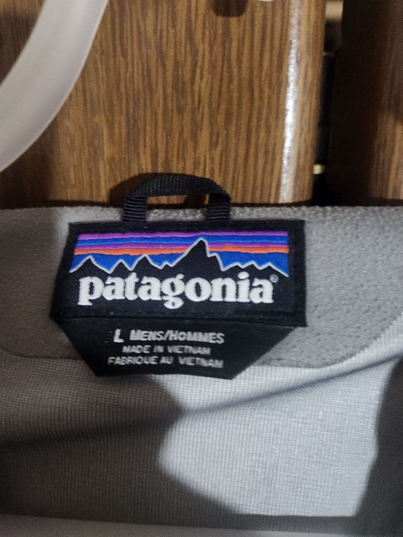 patagonia　トレントシェルジャケット　L