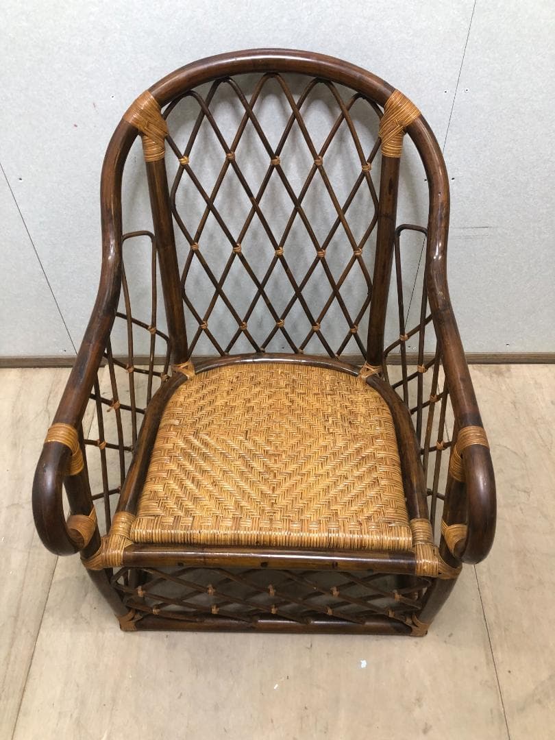 古家具 　籐ラタンフレーム アームチェア ラタンチェア 椅子 イス　250226