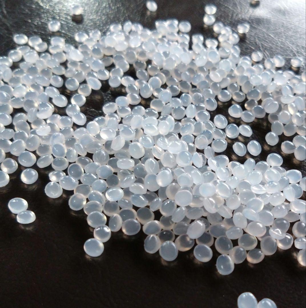 在庫処分セール！ルビー様ご検討消費！高品質艶々丸粒タイプ手芸ペレット20kg入り