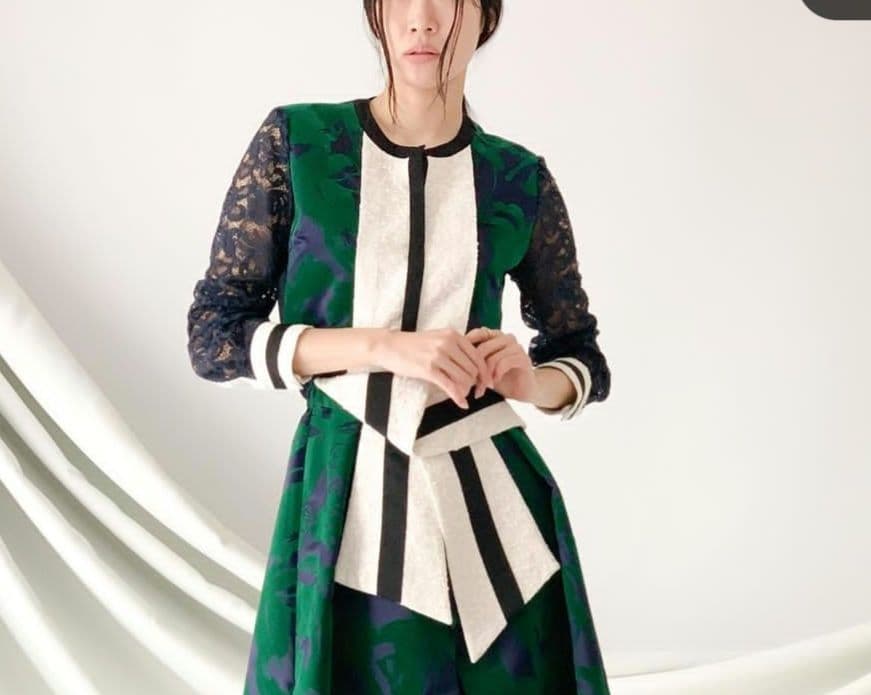 ♡Adonisis フロッキーサテン ブラウス♡