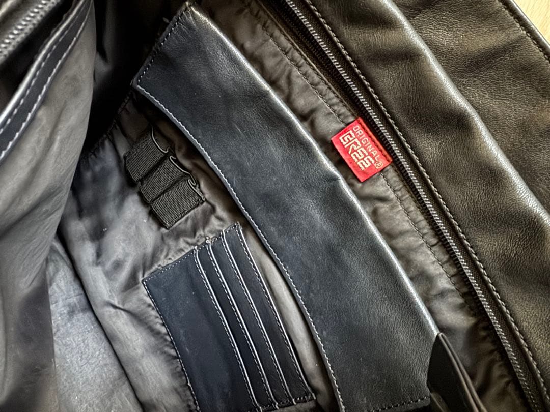 【とも】BREE 本革レザートートバッグ 黒 A4可