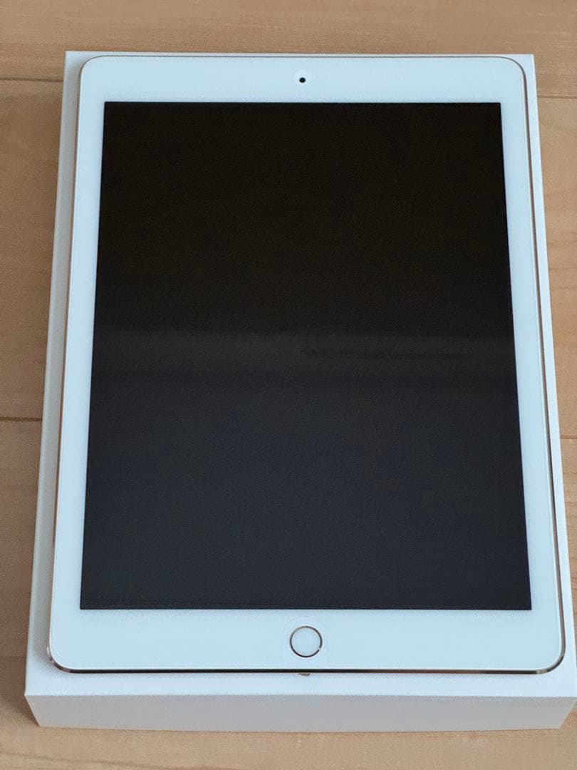 iPad Pro 9.7インチ Wi-Fi 128GB 第一世代 ゴールド