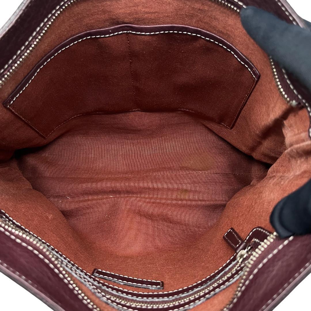 美品ソメスサドル シボ革ショルダーバッグ 斜め掛け A4 ボルドー B0842