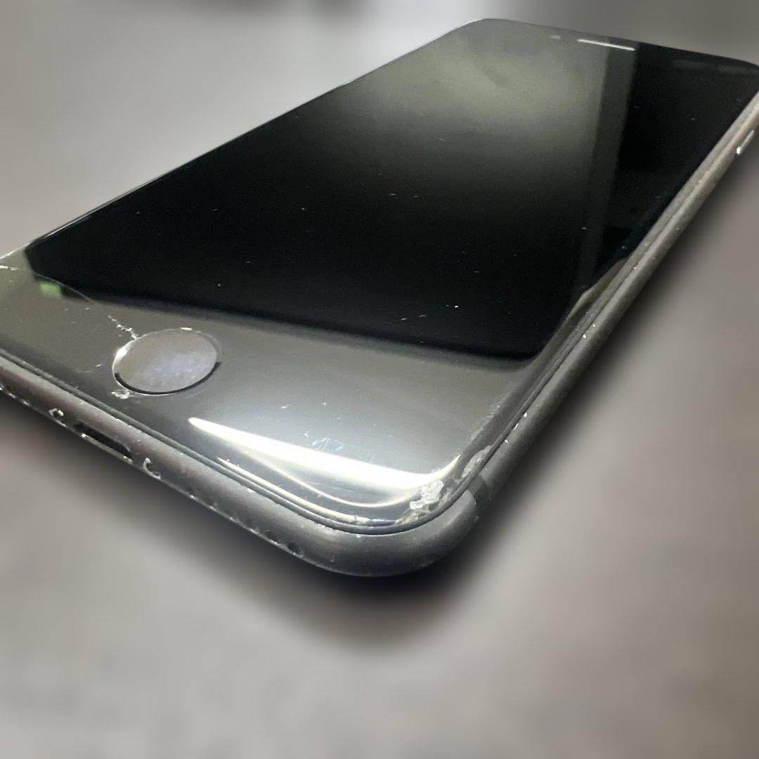 【ひび割れ】iphone8 64GB SIMフリー　バッテリー77%