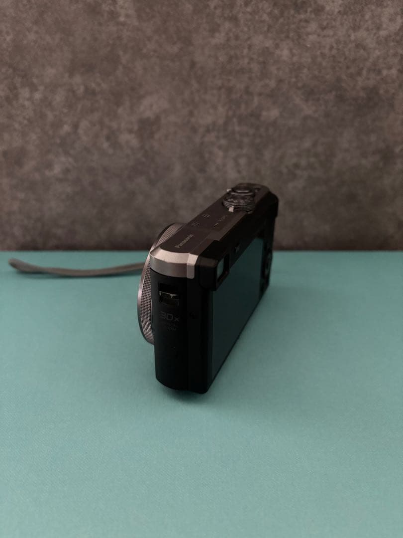 Panasonic LUMIX TZ60 デジタルカメラ